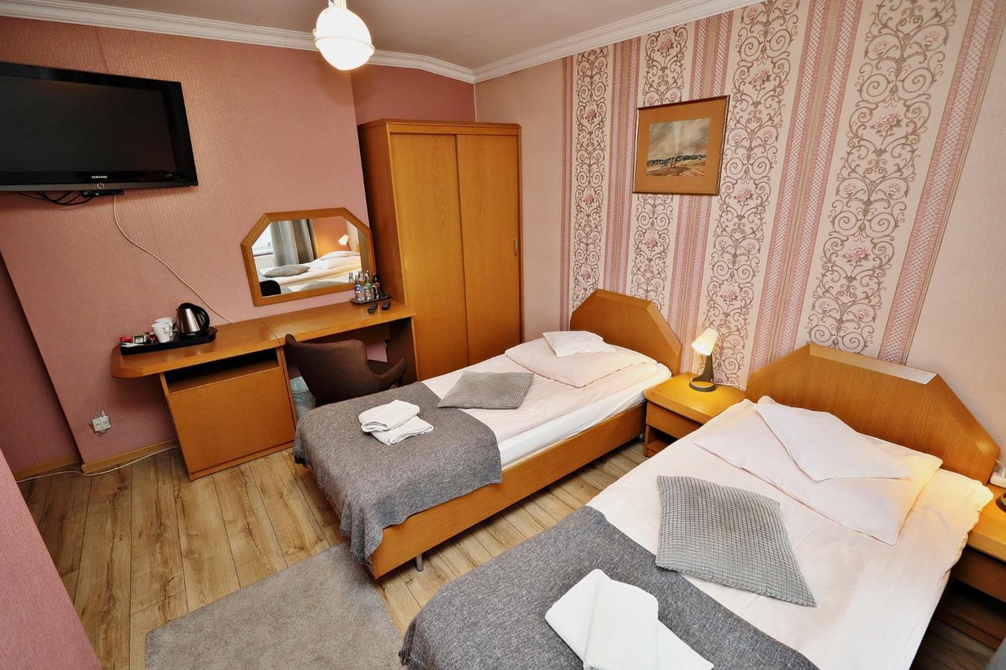 Bed&Breakfast Maciejanka Hotell Kobyla Góra Exteriör bild